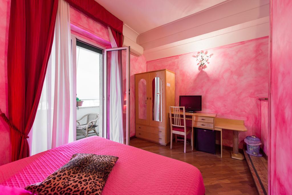 Rifugio Di 3* Rom